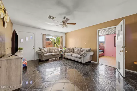 Living - 6909 W Wolf St, Phoenix, AZ 85033 photo 1 of 2