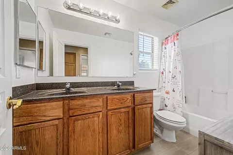 Bath - 3868 E Claxton Ave, Gilbert, AZ 85297 photo 5 of 5