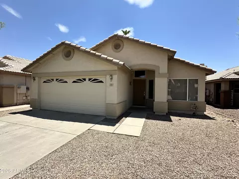 141 W Shannon St, Gilbert, AZ 85233