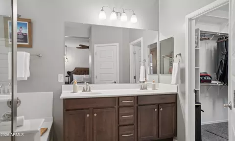 Bath - 30923 N 25th Dr, Phoenix, AZ 85085 photo 1 of 4