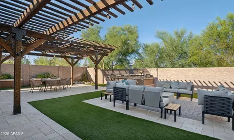 Exterior - 30923 N 25th Dr, Phoenix, AZ 85085 photo 4 of 5