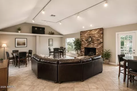 Other - 5525 E Thomas Rd #R13, Phoenix, AZ 85018 photo 2 of 4