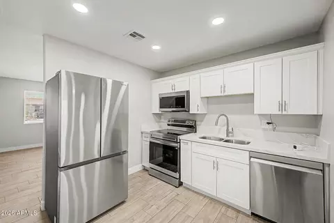 4044 W Burgess Ln, Phoenix, AZ 85041
