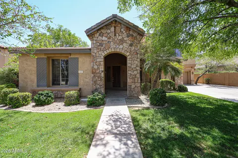 2407 E Glacier Pl, Chandler, AZ 85249