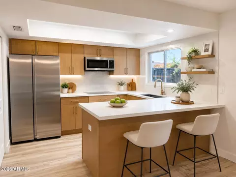 Kitchen - 2868 E Clarendon Ave, Phoenix, AZ 85016 photo 1 of 2