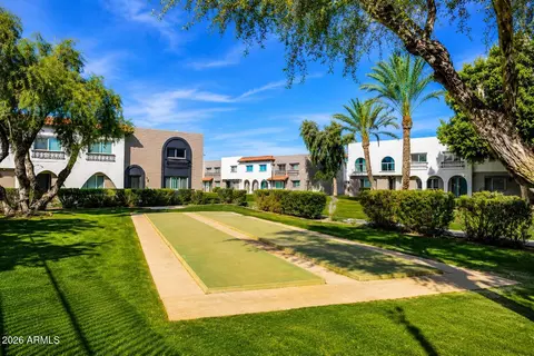 Exterior - 2868 E Clarendon Ave, Phoenix, AZ 85016 photo 1 of 6