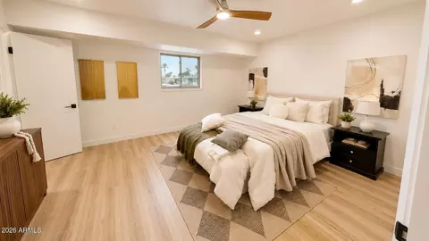 Bedroom - 2868 E Clarendon Ave, Phoenix, AZ 85016 photo 5 of 5
