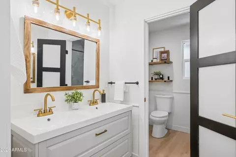Bath - 735 E Manhatton Dr, Tempe, AZ 85282 photo 5 of 5