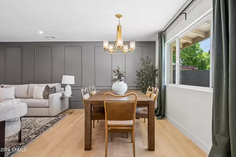 Dining - 735 E Manhatton Dr, Tempe, AZ 85282 photo 1 of 2