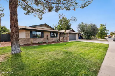 Exterior - 735 E Manhatton Dr, Tempe, AZ 85282 photo 6 of 8