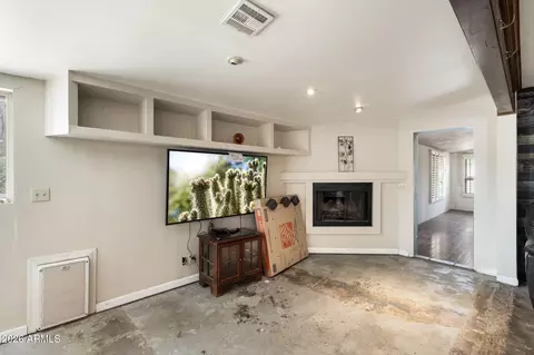 Living - 2631 E Vista Dr, Phoenix, AZ 85032 photo 2 of 4