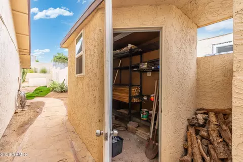 Exterior - 2631 E Vista Dr, Phoenix, AZ 85032 photo 10 of 10