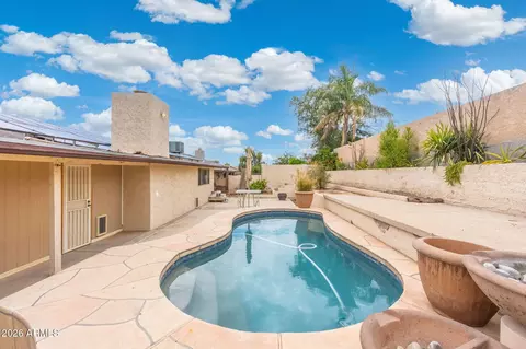 Exterior - 2631 E Vista Dr, Phoenix, AZ 85032 photo 7 of 10