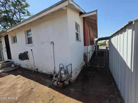 Exterior - 1236 E 13th St, Douglas, AZ 85607 photo 4 of 7
