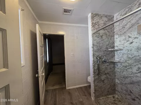Bath - 1236 E 13th St, Douglas, AZ 85607 photo 4 of 6