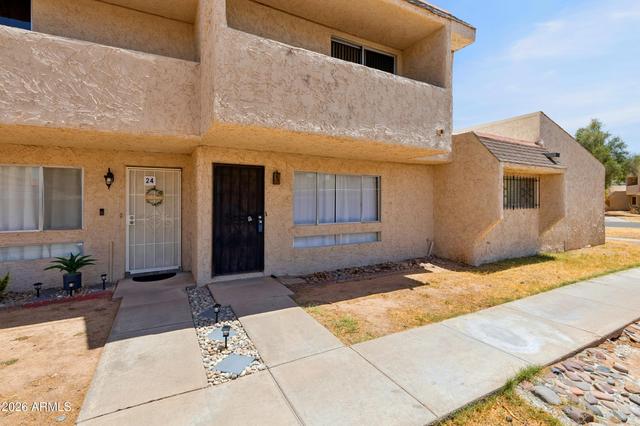 2221 W Farmdale Ave #25, Mesa, AZ 85202