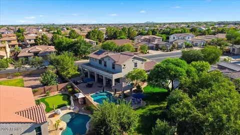 View/Area - 1122 E Lodgepole Dr, Gilbert, AZ 85298 photo 2 of 6