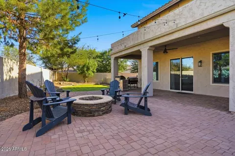Exterior - 1122 E Lodgepole Dr, Gilbert, AZ 85298 photo 9 of 18