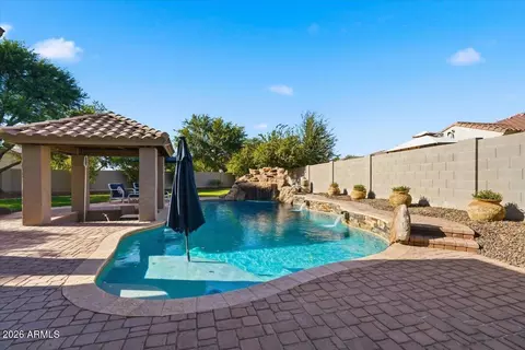 Exterior - 1122 E Lodgepole Dr, Gilbert, AZ 85298 photo 12 of 18