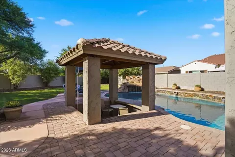 Exterior - 1122 E Lodgepole Dr, Gilbert, AZ 85298 photo 11 of 18
