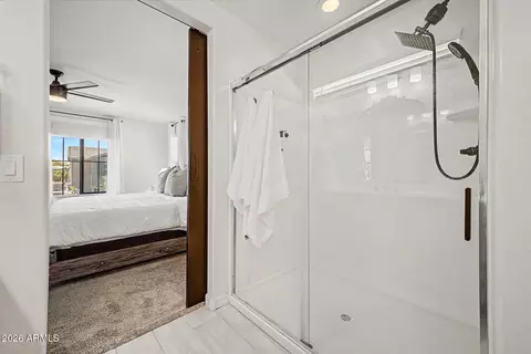 Bath - 8319 E Irwin Ave, Mesa, AZ 85209 photo 3 of 5