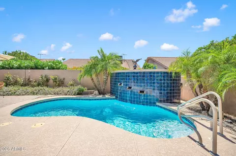 19638 N Bellwood Dr, Sun City West, AZ 85375