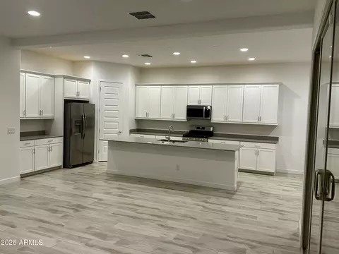 Kitchen - 4319 E Silo Dr, Gilbert, AZ 85296 photo 1 of 2