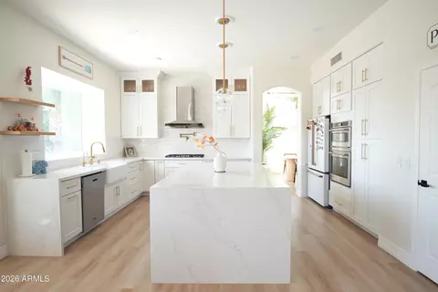 781 W Hackberry Dr, Chandler, AZ 85248
