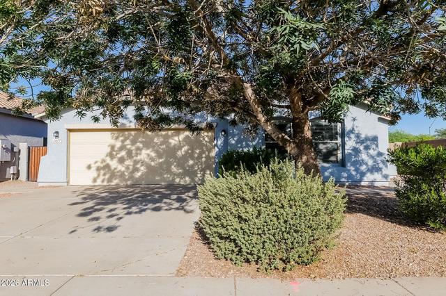 1877 N Greenway Ln, Casa Grande, AZ 85122