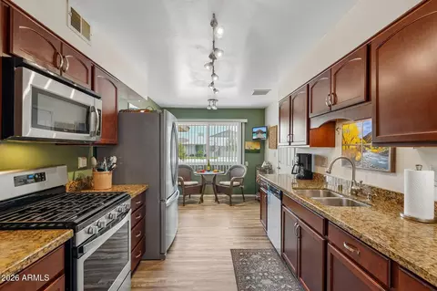 10908 W Meade Dr, Sun City, AZ 85351