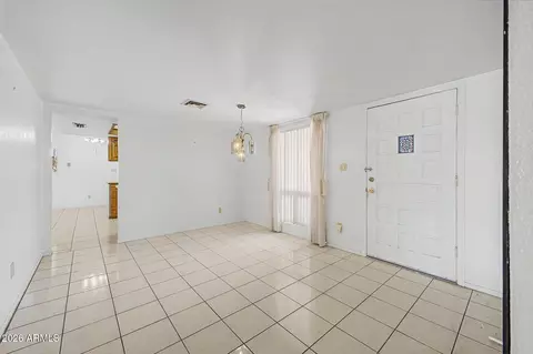 3039 E Windrose Dr, Phoenix, AZ 85032 photo 4