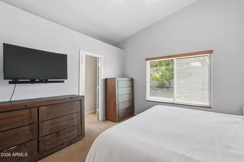 Bedroom - 2615 E Beautiful Ln, Phoenix, AZ 85042 photo 2 of 8