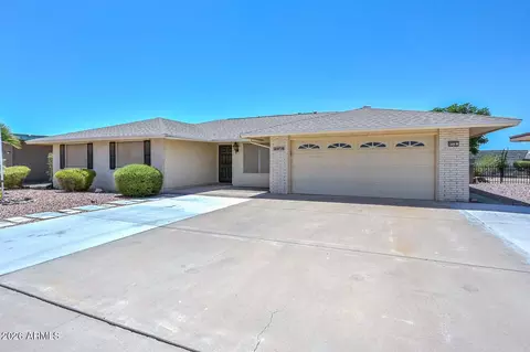 9719 W Newport Dr, Sun City, AZ 85351