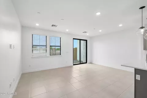 Living - 5428 S 35th Way, Phoenix, AZ 85040 photo 1 of 1