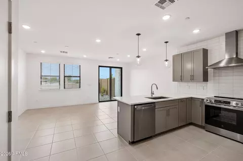 Other - 5428 S 35th Way, Phoenix, AZ 85040 photo 3 of 8