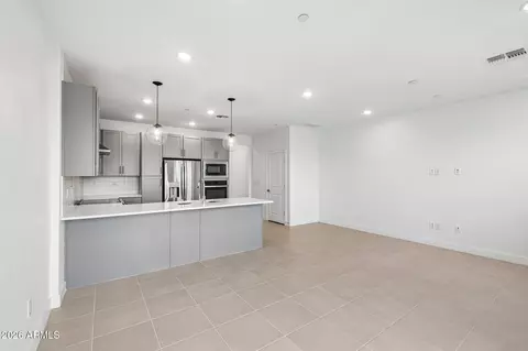 Other - 5428 S 35th Way, Phoenix, AZ 85040 photo 4 of 8