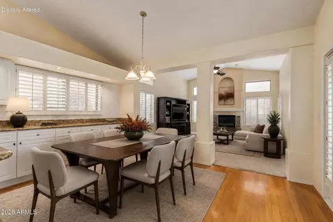 Dining - 1337 E Ludlow Dr, Phoenix, AZ 85022 photo 1 of 1