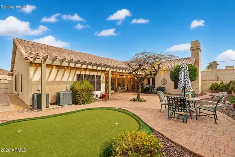 Exterior - 1337 E Ludlow Dr, Phoenix, AZ 85022 photo 3 of 4