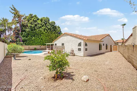 Exterior - 4111 E Cholla Canyon Dr, Phoenix, AZ 85044 photo 6 of 9