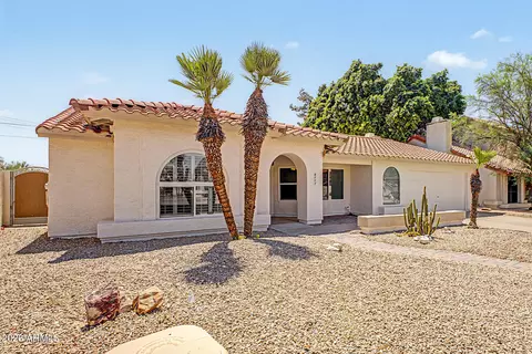 Exterior - 4111 E Cholla Canyon Dr, Phoenix, AZ 85044 photo 2 of 9
