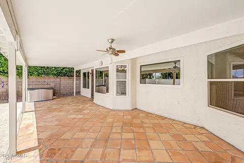 Exterior - 4111 E Cholla Canyon Dr, Phoenix, AZ 85044 photo 5 of 9