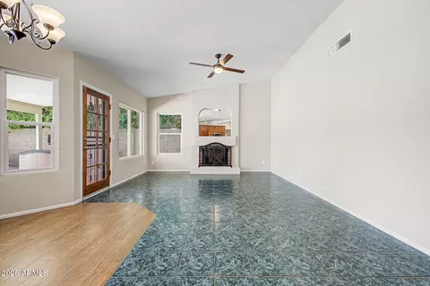 Living - 4111 E Cholla Canyon Dr, Phoenix, AZ 85044 photo 2 of 5