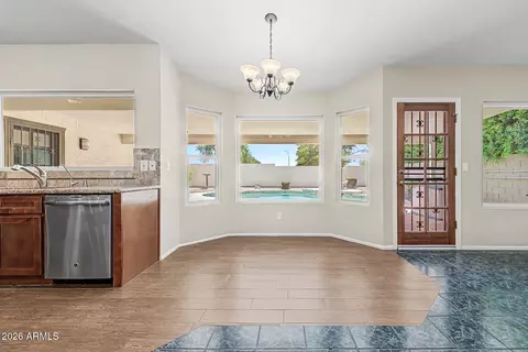 Dining - 4111 E Cholla Canyon Dr, Phoenix, AZ 85044 photo 1 of 1