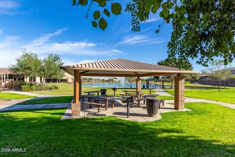 View/Area - 2688 E Daniel Dr, Gilbert, AZ 85298 photo 15 of 32