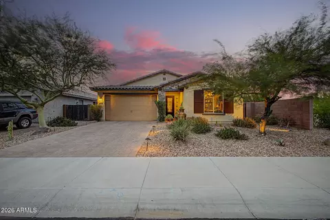 Exterior - 2688 E Daniel Dr, Gilbert, AZ 85298 photo 2 of 28