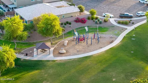 View/Area - 2688 E Daniel Dr, Gilbert, AZ 85298 photo 31 of 32