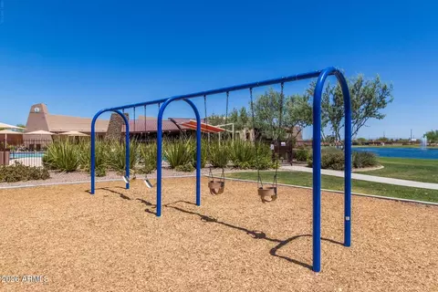 View/Area - 2688 E Daniel Dr, Gilbert, AZ 85298 photo 20 of 32