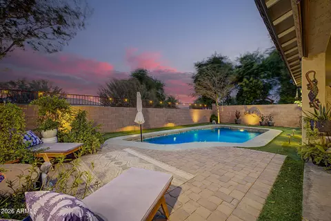 Exterior - 2688 E Daniel Dr, Gilbert, AZ 85298 photo 18 of 28