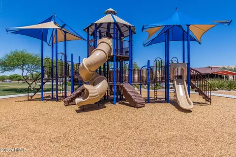 View/Area - 2688 E Daniel Dr, Gilbert, AZ 85298 photo 19 of 32