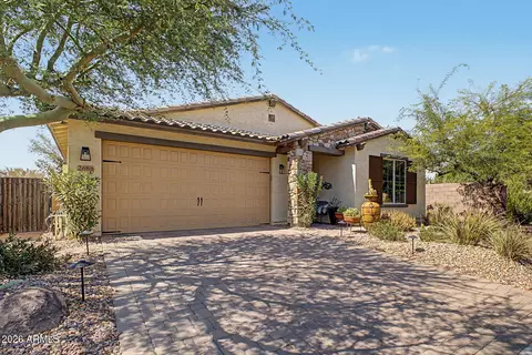 Exterior - 2688 E Daniel Dr, Gilbert, AZ 85298 photo 9 of 28